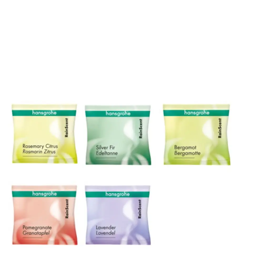 Fünf Packungen von Hansgrohe mit verschiedenen Duftrichtungen: Rosmarin-Zitrus, Edel-Tanne, Bergamotte, Granatapfel und Lavendel.